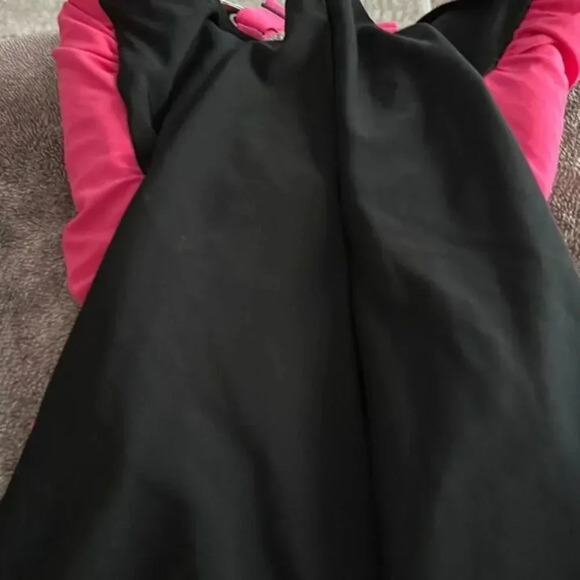 Aquagreen One Piece NWT Swimsuit Size Small - Picture 5 of 6